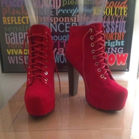Shoes - Steaming Red Hot Boots!.